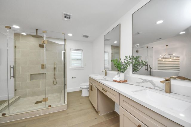 12318 Queensbury Lane, Houston, TX 77024