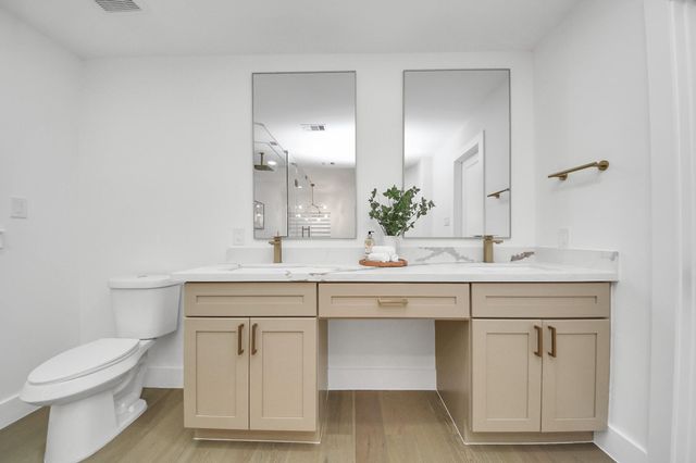 12318 Queensbury Lane, Houston, TX 77024