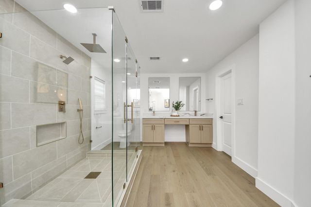 12318 Queensbury Lane, Houston, TX 77024