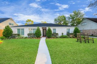 12318 Queensbury Lane, Houston, TX 77024