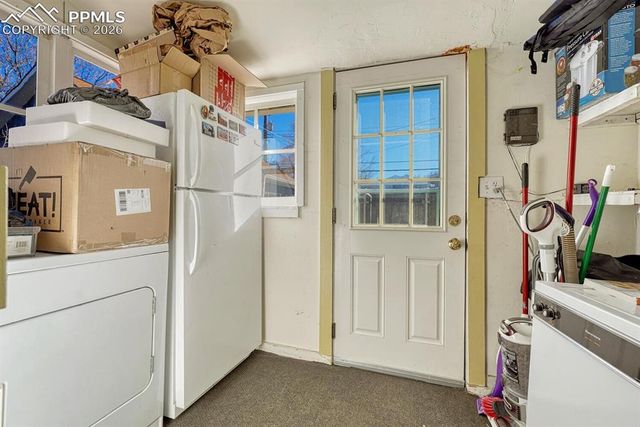 2313 W Bijou Street, Colorado Springs, CO 80904