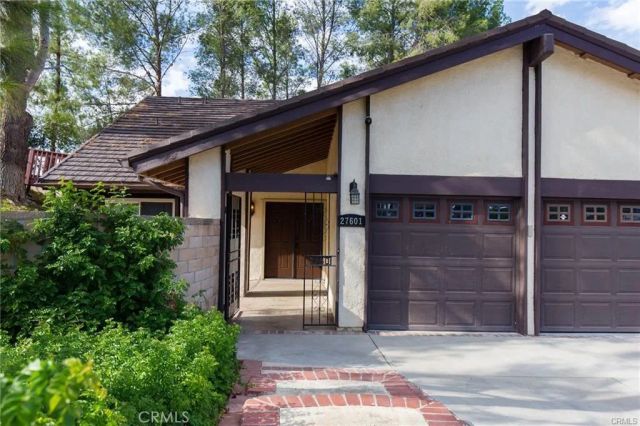 27601 Endeavor Street, Agoura Hills, CA 91301