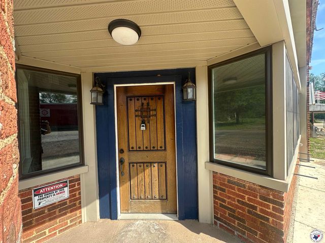 100 Central Avenue, Marietta, TX 75566