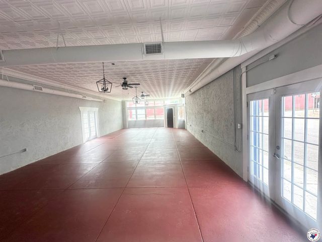 100 Central Avenue, Marietta, TX 75566