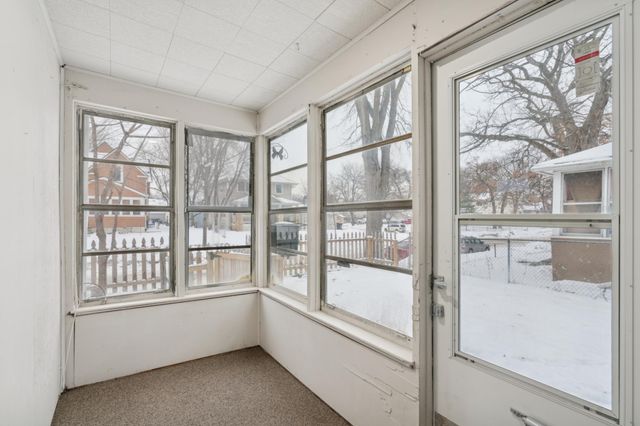 3611 Queen Avenue N, Minneapolis, MN 55412