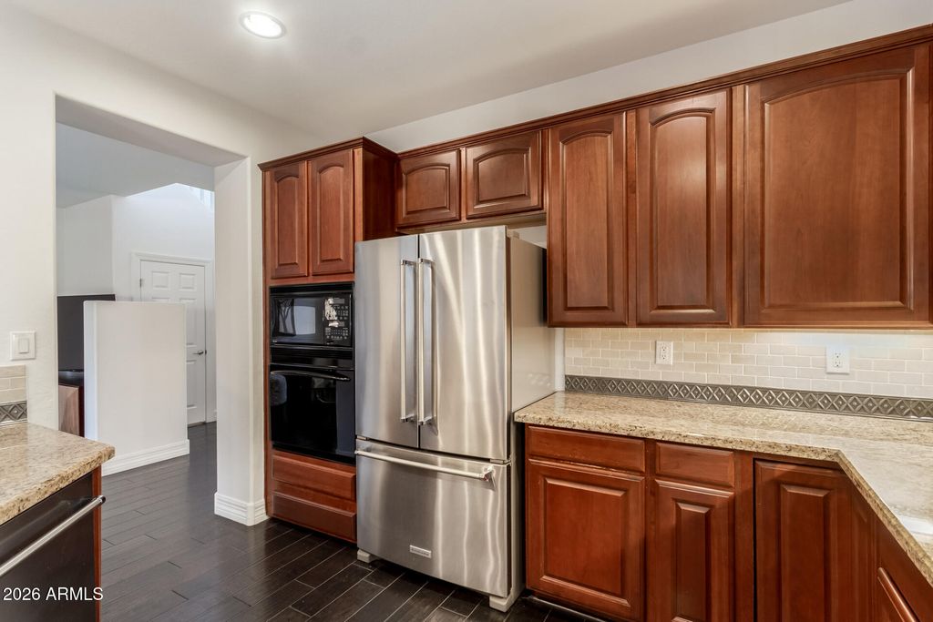 Image 11 of property listing at 18507 N 94TH Street, Scottsdale, AZ 85255