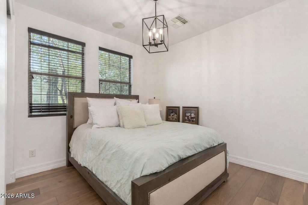 Image 24 of property listing at 18507 N 94TH Street, Scottsdale, AZ 85255