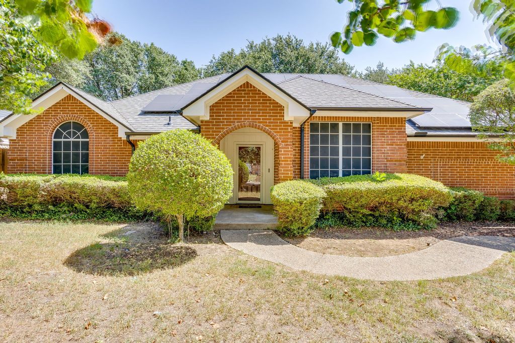 103 Old Hickory Lane, Joshua, TX 76058