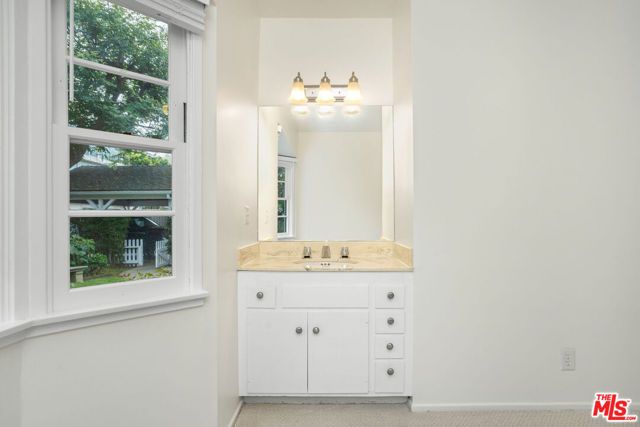 547 Stassi Lane, Santa Monica, CA 90402