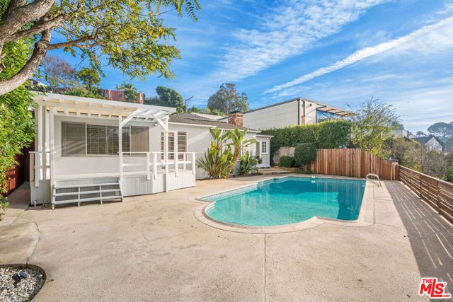 547 Stassi Lane, Santa Monica, CA 90402
