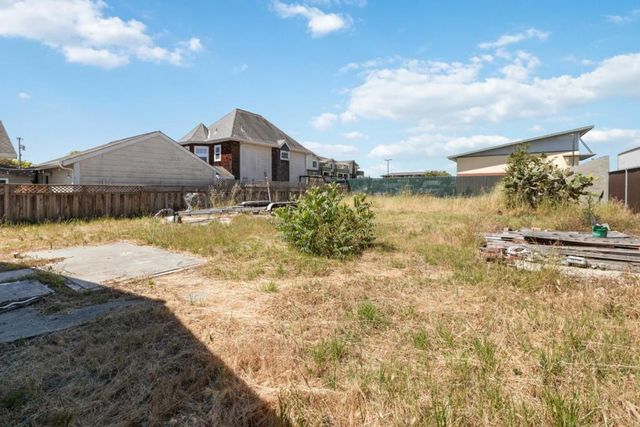 719 Darwin Street, Santa Cruz, CA 95062