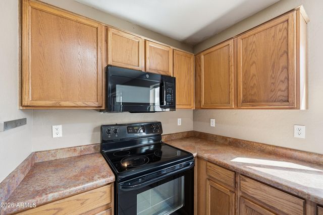 17137 W Port Royale Lane, Surprise, AZ 85388