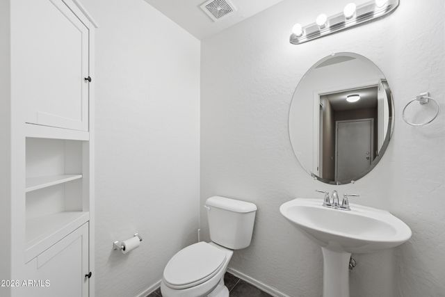 17137 W Port Royale Lane, Surprise, AZ 85388