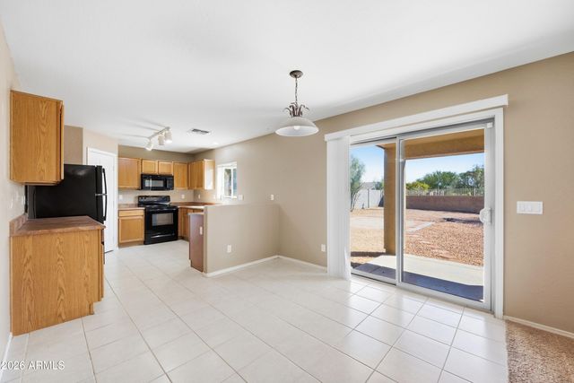 17137 W Port Royale Lane, Surprise, AZ 85388