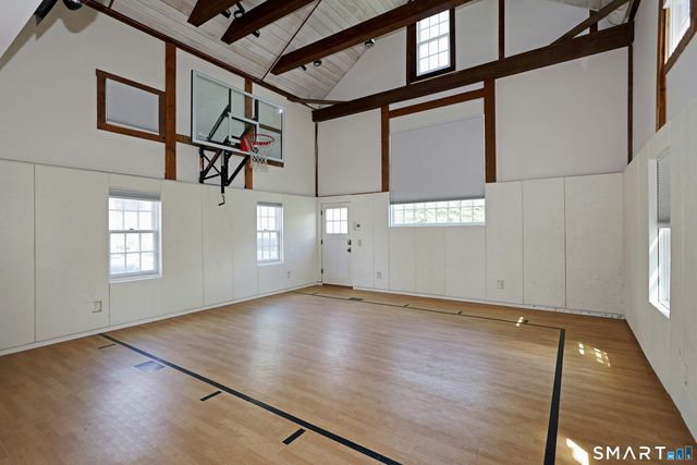 236 & 250 Main Street, Ridgefield, CT 06877