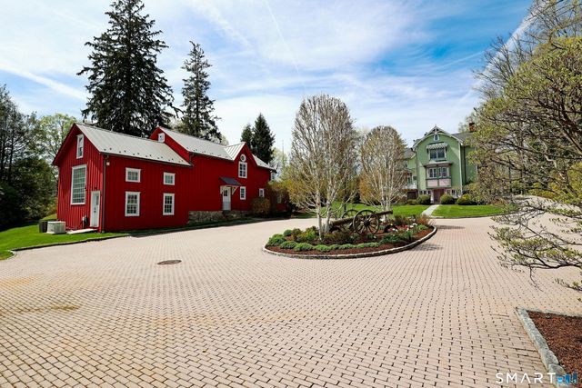 236 & 250 Main Street, Ridgefield, CT 06877