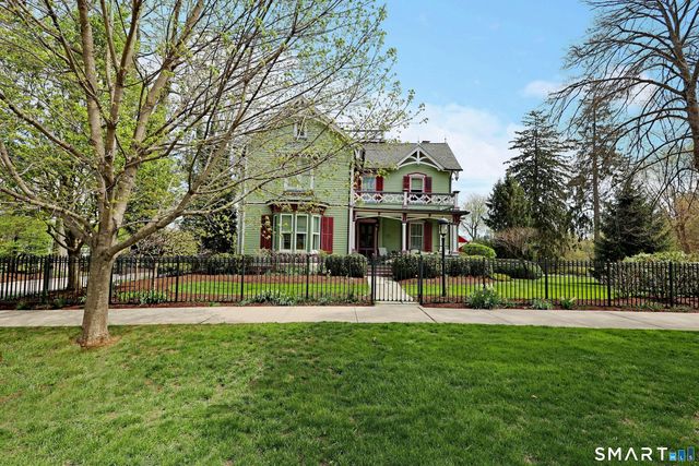 236 & 250 Main Street, Ridgefield, CT 06877