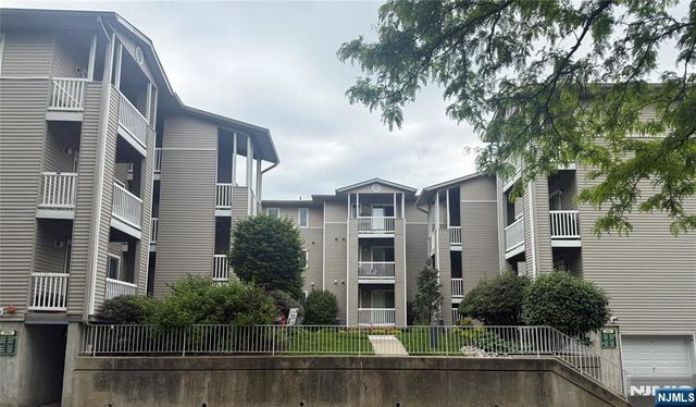 215 Orchard Pk 215, Allendale, NJ 07401