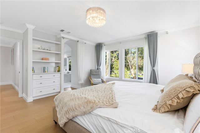 98 Winslow, Irvine, CA 92620