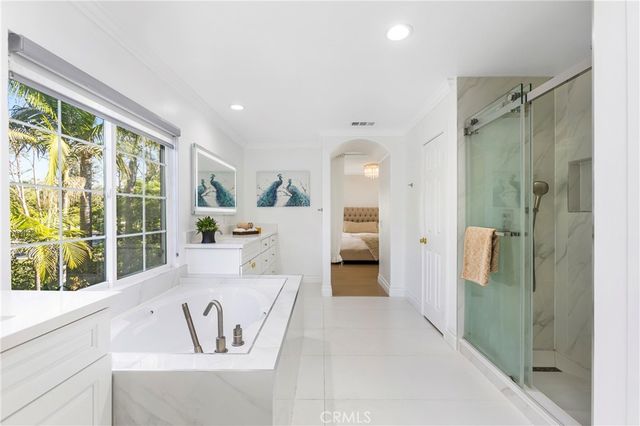 98 Winslow, Irvine, CA 92620