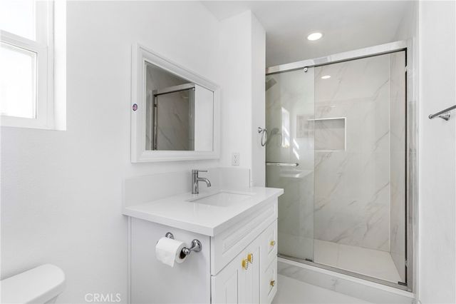 98 Winslow, Irvine, CA 92620