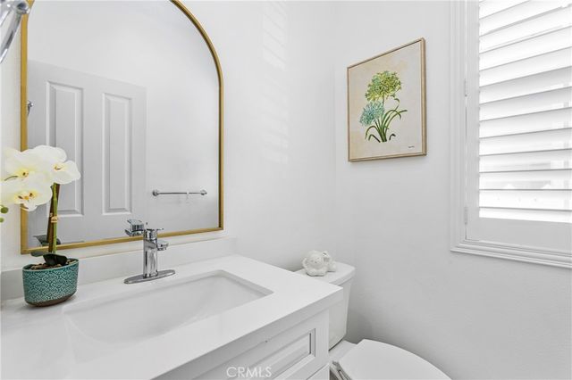 98 Winslow, Irvine, CA 92620