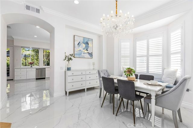 98 Winslow, Irvine, CA 92620