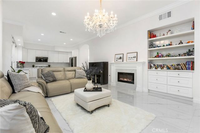 98 Winslow, Irvine, CA 92620