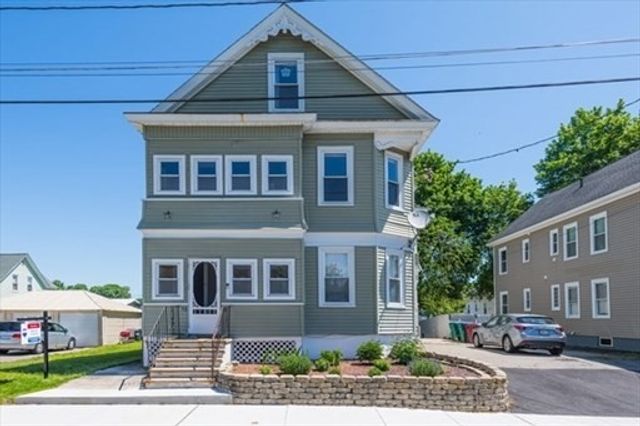 53 Orchard St 2, Lowell, MA 01854