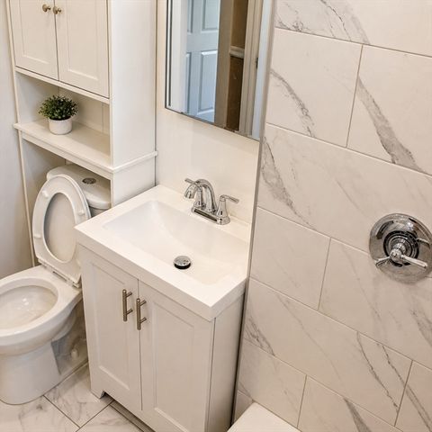 53 Orchard St 2, Lowell, MA 01854
