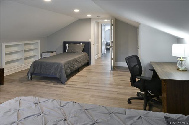 1 Hennessey Lane, Poughkeepsie, NY 12603