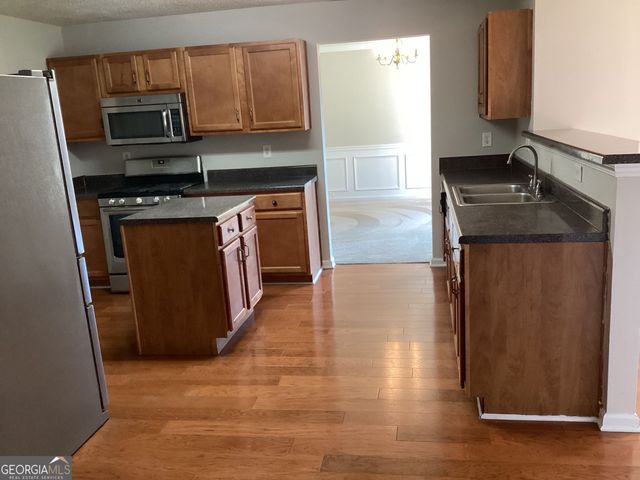 1720 Byrom Parkway, Jonesboro, GA 30236