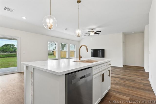 13404 E 123rd Place N, Collinsville, OK 74021