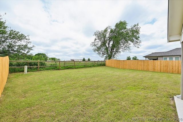 13404 E 123rd Place N, Collinsville, OK 74021