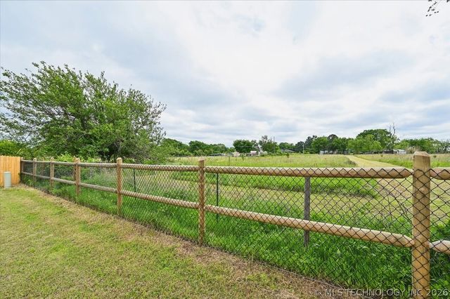 13404 E 123rd Place N, Collinsville, OK 74021
