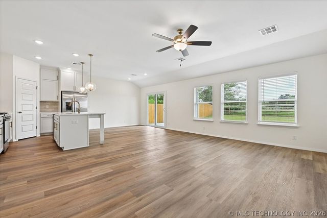 13404 E 123rd Place N, Collinsville, OK 74021