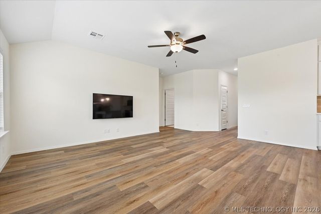 13404 E 123rd Place N, Collinsville, OK 74021