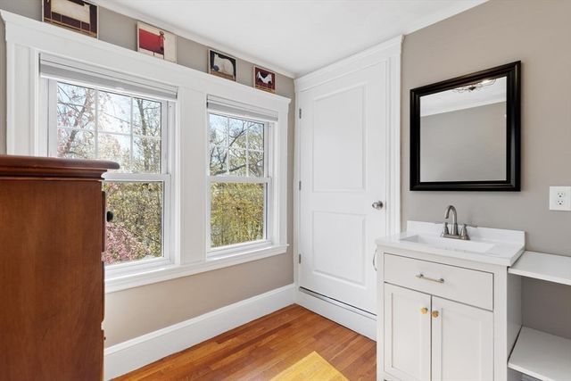 98 West Border Road, Malden, MA 02148