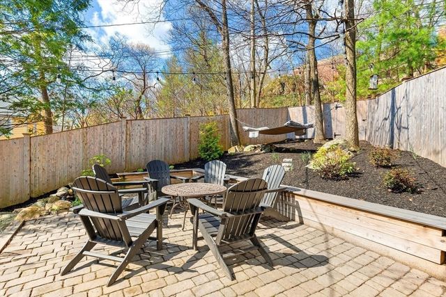 98 West Border Road, Malden, MA 02148