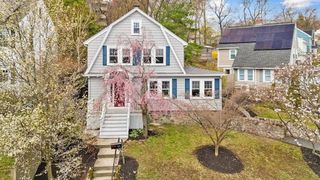98 West Border Road, Malden, MA 02148