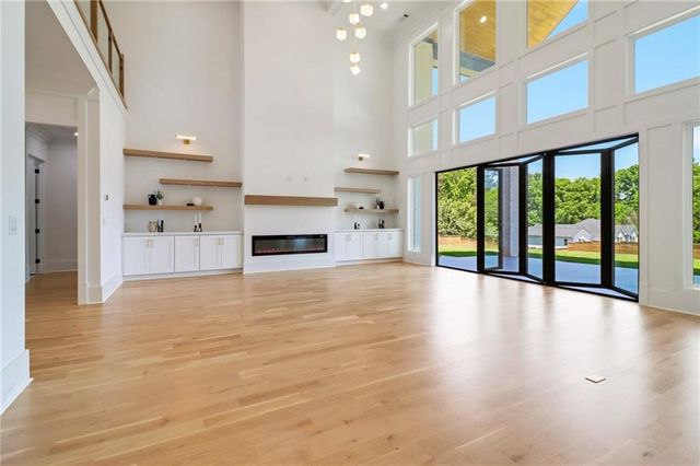 3207 Thompson Mill Rd, Buford, GA 30519