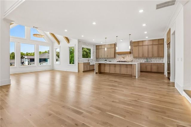 3207 Thompson Mill Rd, Buford, GA 30519