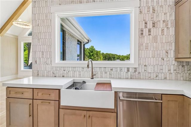 3207 Thompson Mill Rd, Buford, GA 30519