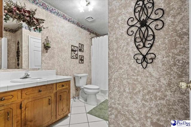 921 Kirby Farm Dr., Florence, SC 29506