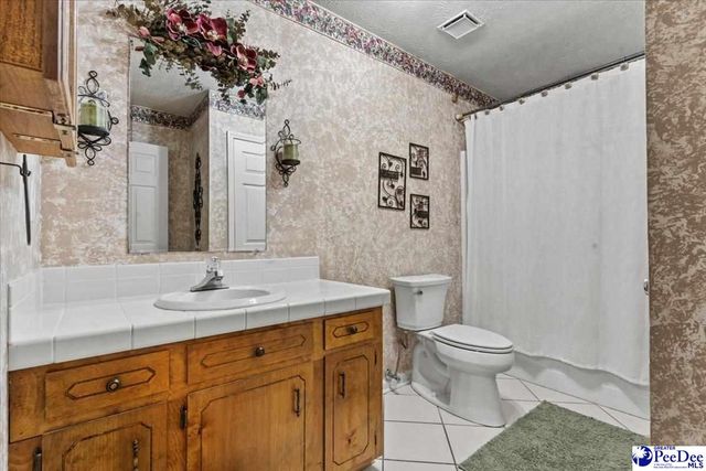 921 Kirby Farm Dr., Florence, SC 29506