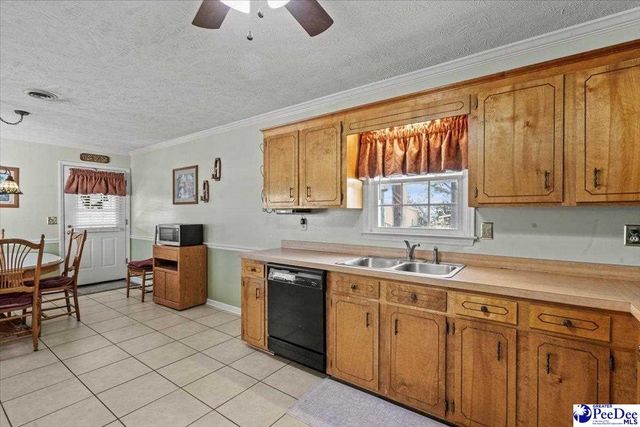 921 Kirby Farm Dr., Florence, SC 29506