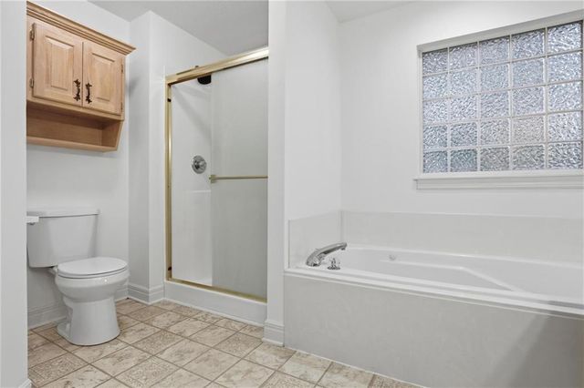 2709 S 23rd Street, Leavenworth, KS 66048