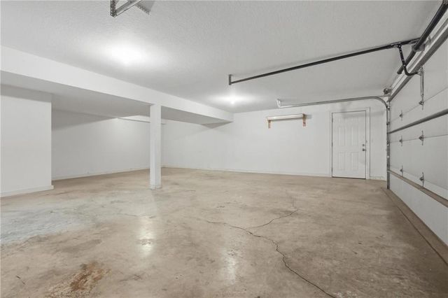 2709 S 23rd Street, Leavenworth, KS 66048