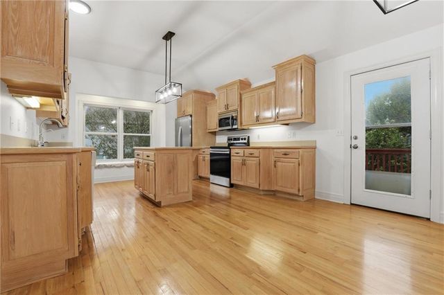 2709 S 23rd Street, Leavenworth, KS 66048