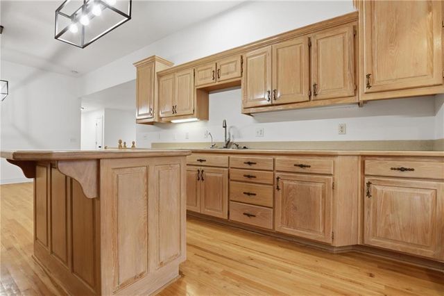 2709 S 23rd Street, Leavenworth, KS 66048